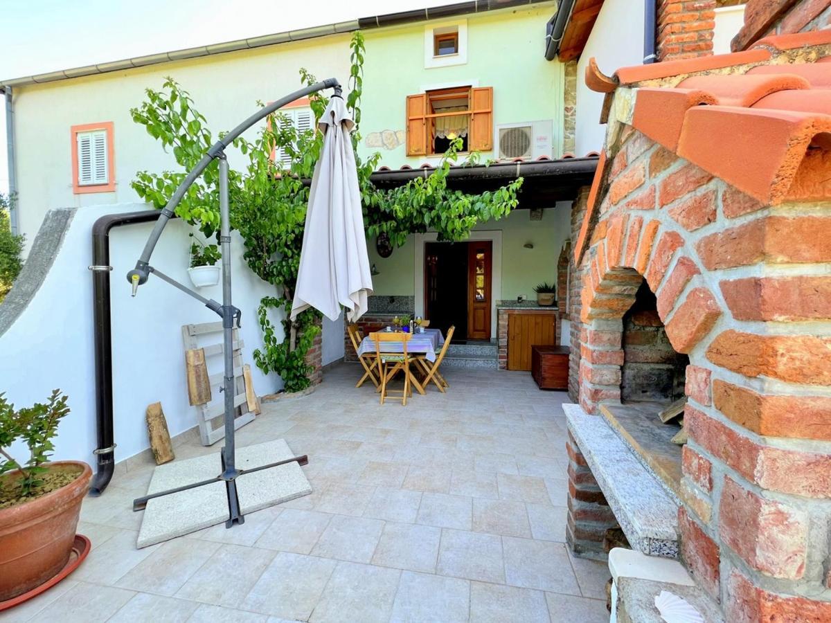 Casa Bella Holiday Home Rab Mundanije エクステリア 写真