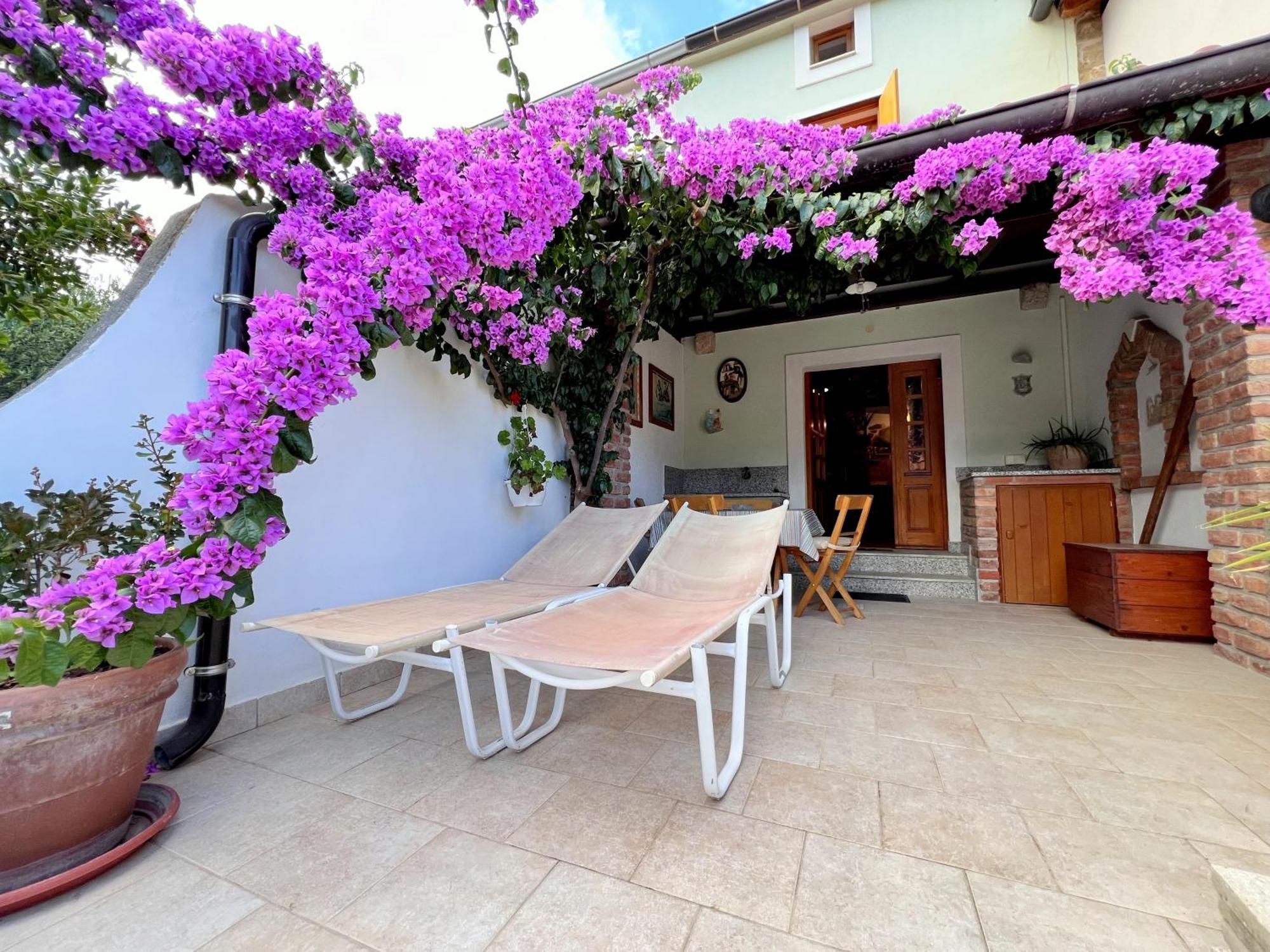 Casa Bella Holiday Home Rab Mundanije エクステリア 写真